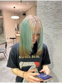 ミディアムレイヤーカット/シースルーバング/顔まわりレイヤー