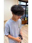 ビジネスカジュアル20代30代波打ちパーマツーブロックアッシュ