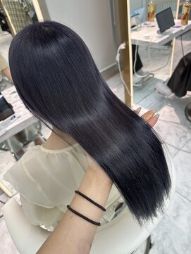 ロンドルピナス 小倉(Lond Lupinus) ミディアムヘア暗めカラー/デザインカラー/フェイスフレーミング