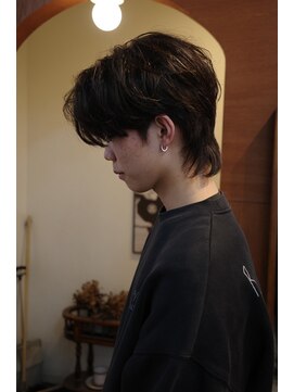 エディ(Edy) メンズウルフカットマッシュウルフニュアンスパーマ眉毛カット