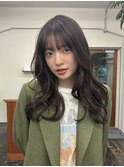 ミディアムレイヤー　バタフライレイヤー　顔周りカット