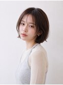 毛先軽めのボブヘア