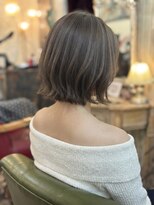 ソレイユ 新宿御苑前 (SOLEIL) 外ハネミディアムレイヤー