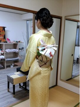きものサロン すずめ屋 編み込みシニヨン＋訪問着での変わり結び