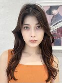韓国風センター分けかきあげ巻き髪