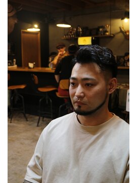ザ バーバー ルイス(THE BARBER LUI'S) 0.8mm fade