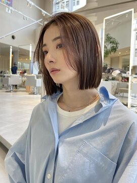ミンクス渋谷スマートサロン(MINX shibuya smart salon) 綺麗目モードのフェイスレイヤーボブ チョコレートカラー