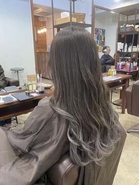 ラブリッシュ(LOVERICHE) シルバーバレイヤージュ【浜崎style】