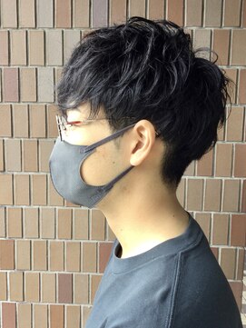 リベル(Liber) バーバー理容室 癖毛コンパクトマッシュ 刈り上げ