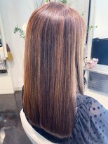 美容室フルール&nbsp;20代30代40代大人可愛いハイライトショコラアッシュストレート