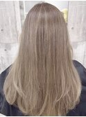 ホワイトベージュ