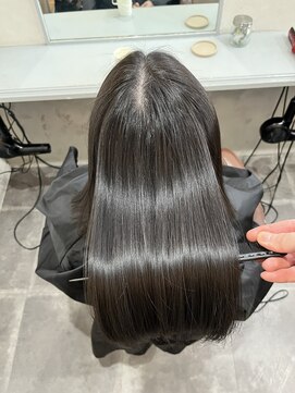 アンダーバーホワイト 広島 本通店(_WHITE) 髪質改善ストレート