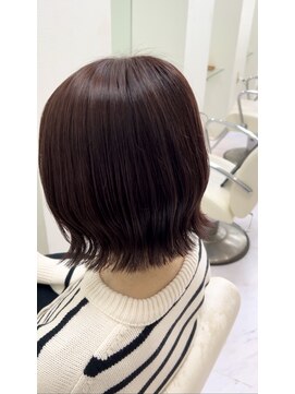 ヘアポジション 横手(HAIR Position) ボブ、外はねボブ