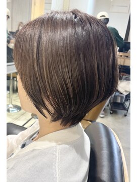 ジルコ ZiRCO ショートボブ×ハイライト