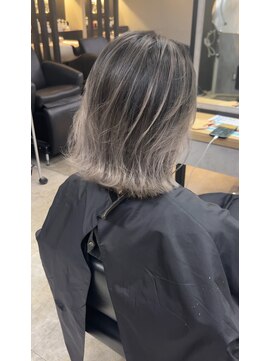 ベンジー 香椎店(benji) バレイヤージュ