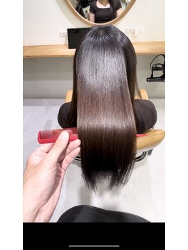 ゴカン(Gokan) 縮毛矯正ロング