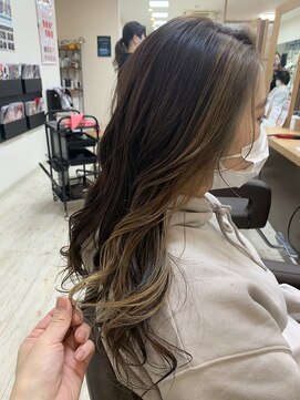 リアン(Lien) 顔周りのインナーカラー/フェイスフレーミング/ミルクティカラー