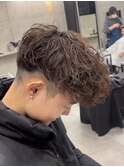 スペインカール 刈り上げ眉カットツイストスパイラルパーマ