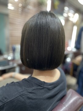 ルアン(Luan) ボブ×エメラルドベージュ