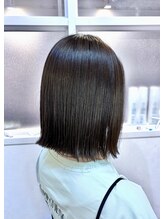 コハク(COHAQ BEAUTY AND RESORT)&nbsp;外ハネボブ/ストレートボブ/切りっぱなしボブ/ナチュラル