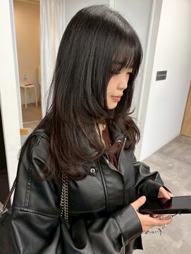 ミュラ(mulah) レイヤーカットロング透明感カラー＊艶髪ダークブラウンカラー