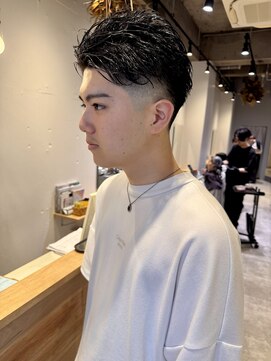 リタ(rita.) メンズパーマ/フェード　林　直人