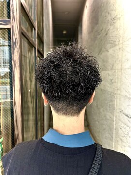 アース 天満橋店(HAIR & MAKE EARTH) ◎スパイキーショート×ツーブロで爽やかビジネスマン