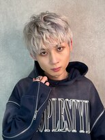 メンズ/ブリーチ　ar clip 表参道&nbsp;ブリーチで魅せるメンズのハイトーンホワイトシルバー