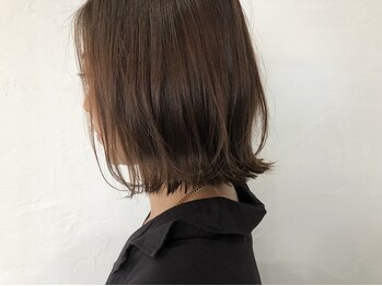 ヘアーサロン キムラ(kimura)の写真/クセやうねりが気になる方に。まっすぐ過ぎないナチュラルストレートで髪のお悩みを解消！