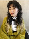 くるくるロングヘア