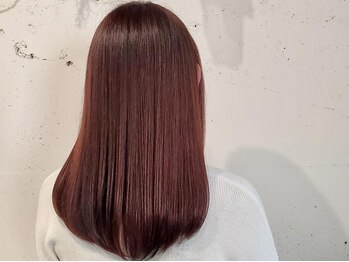 サヴァ サクラ(SAVA sakura)の写真/エイジング毛やダメージレベルに合わせた厳選トリートメントによる髪質改善
