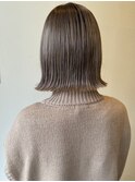 切りっぱなしボブ×ハイトーンベージュカラーtoyoshima 