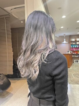 インビテーション 名古屋(invitation) ホワイトインナーカラー