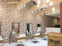 ヘアアンドメイク サラガーレン(hair make SALAgarlen)