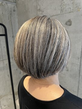 プラスシー(+C) ハイライトとローライトでブレンドカラー！福岡地毛にハイライト