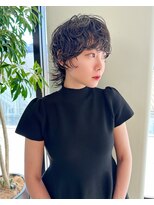 ホロ(hollo)&nbsp;マッシュウルフパーマショートプードルパーマ