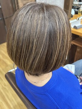 ララ(LALA) 、白髪染めハイライトカラー、白髪ぼかし、ダメージ少ない