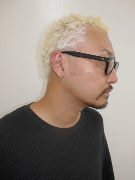 ルックグッドストア(LOOK GOOD STORE) メンズカットハイトーンスパイキーショート