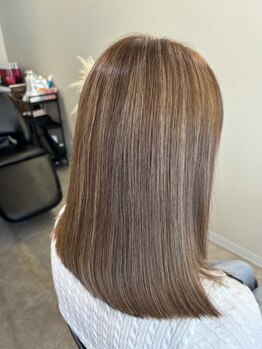 デイズ(Days.)の写真/納得のいく白髪染めがここに!色落ちを防ぐ技術で、いつまでも美しい髪色をキープ☆