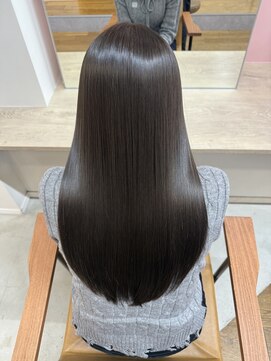 シルク バイ ルカ(SilQ by Luca) dark greyge × ULTOWA