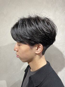 ニコ トウキョウ ヨコハマ(nico) メンズセンターパートニュアンスパーマ毛流れメンズパーマ刈上げ