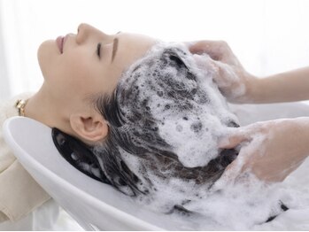 アティラン(Attirant)の写真/【播磨高岡/今宿】オーナーがこだわり抜いた"髪質改善も叶う至極のヘッドスパ"で美髪と癒しが手に入る…♪