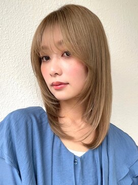 カバーヘア ブリス 大宮西口(COVER HAIR bliss) ミディアムレイヤーカット/ハイトーンベージュ/小顔ヘアp大宮