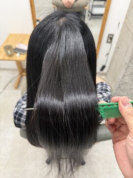 ホロ(holo-) 30代人気◎つるりんちょ縮毛矯正