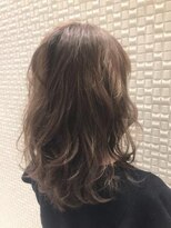 オリーブスバイネオリーブ(Olive's by neolive)&nbsp;大人可愛い＊透明感のあるシャイニーアッシュベージュ