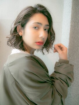 ルティア(Lutia) 切りっぱなしボブ ブルージュ ヴェールウェーブ ☆