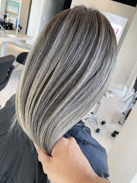 リア 近鉄八尾店(Lia) バレイヤージュ