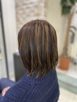 マニッシュ 三鷹駅前店 ハイライトカラー【83】