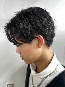 ローウェ バイ フィフス 立川メンズサロン(Louwe by fifth) 立川フェザーパーマニュアンスパーマセンターパートウルフカット