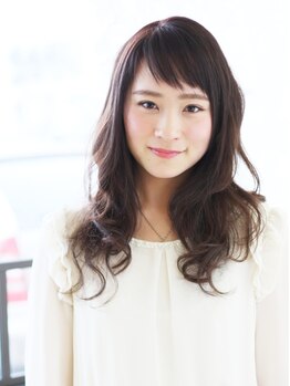 【志免】美シルエットが叶う☆トレンドをプラスしたスタイルで女性らしい柔らかさを演出します◎